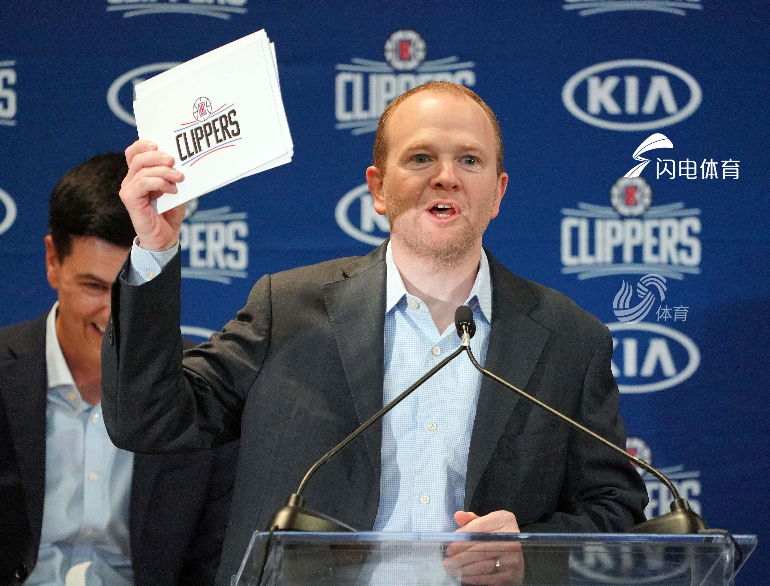 优德娱乐城 -洛杉矶快船内部会议纪要流出：转会期扳平良机，亚冠使命明确，球探报告显示潜力(绿茵信仰经理人长传冲吊如何让球员长传)